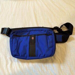 Roomy Fanny pack